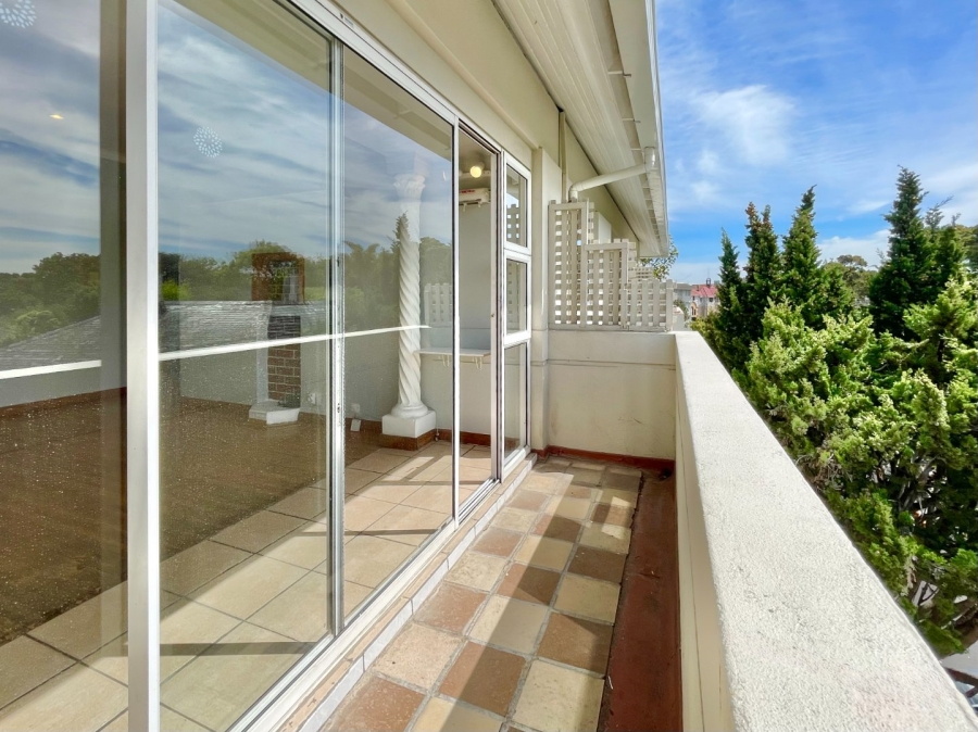 2 Bedroom Property for Sale in Rondebosch Western Cape